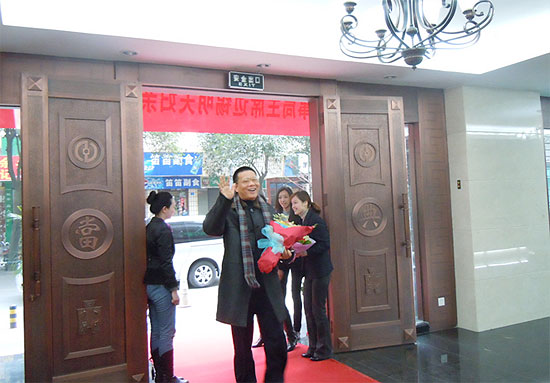 边锡明