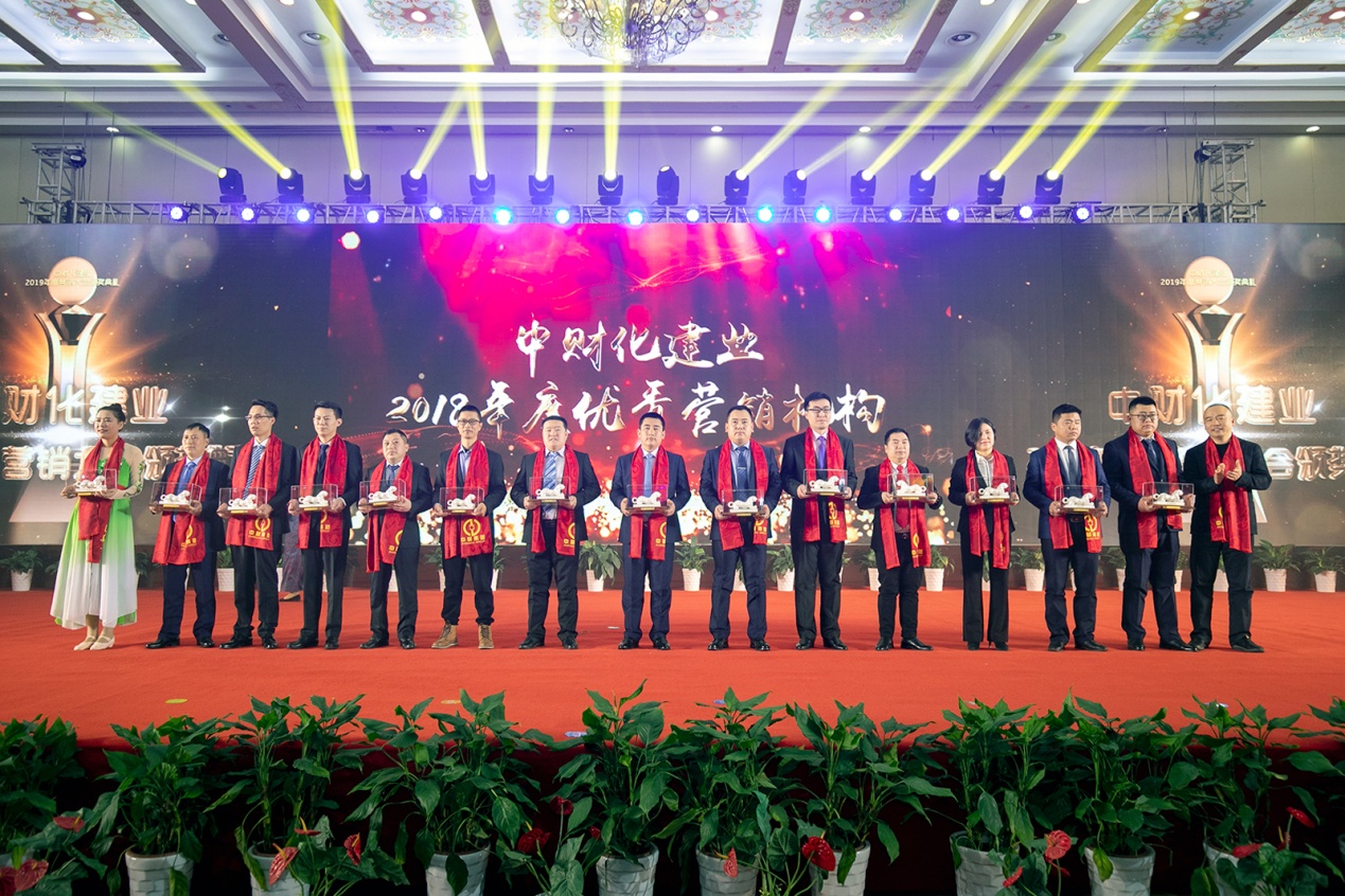 120195c3434b119fe5.jpg