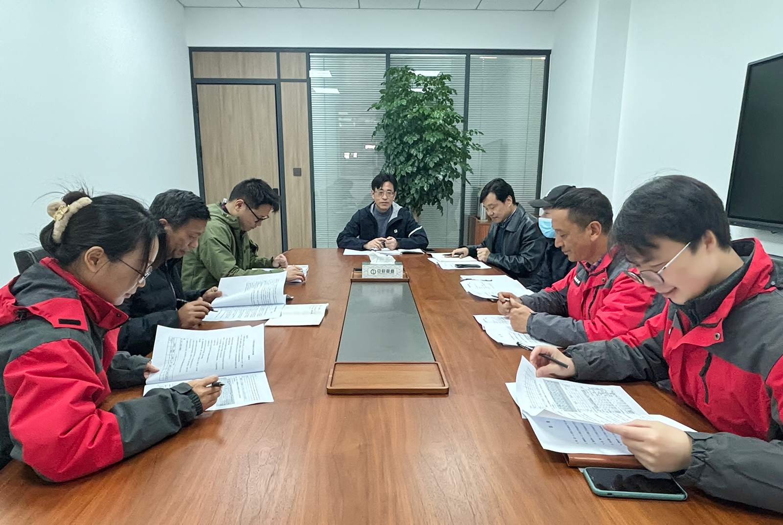 电子材料(1).jpg