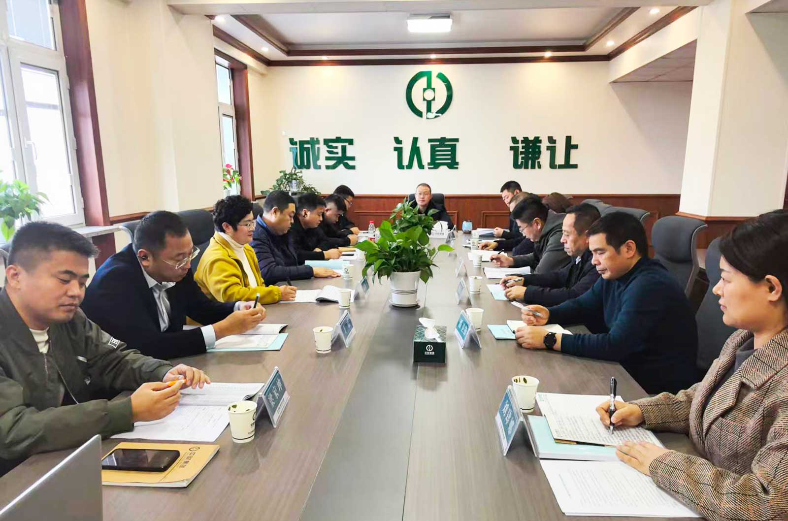 6907fa9d2783e.jpg 6907fa9d2783e.jpg