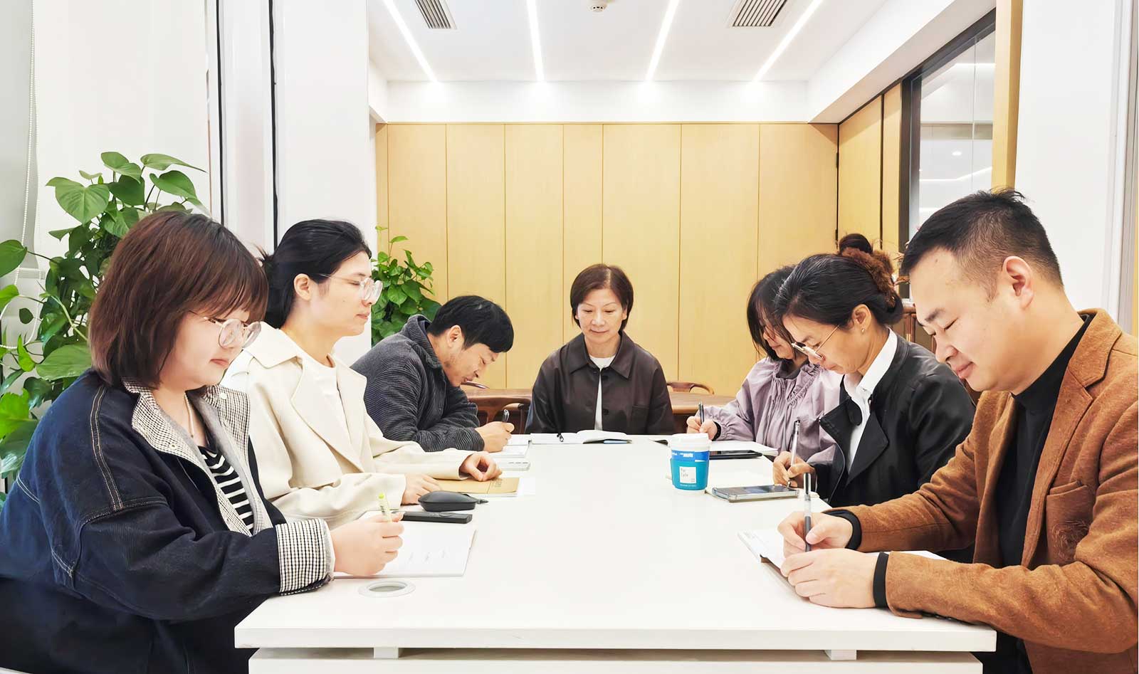 6909aca7ef6ee.jpg 6909aca7ef6ee.jpg