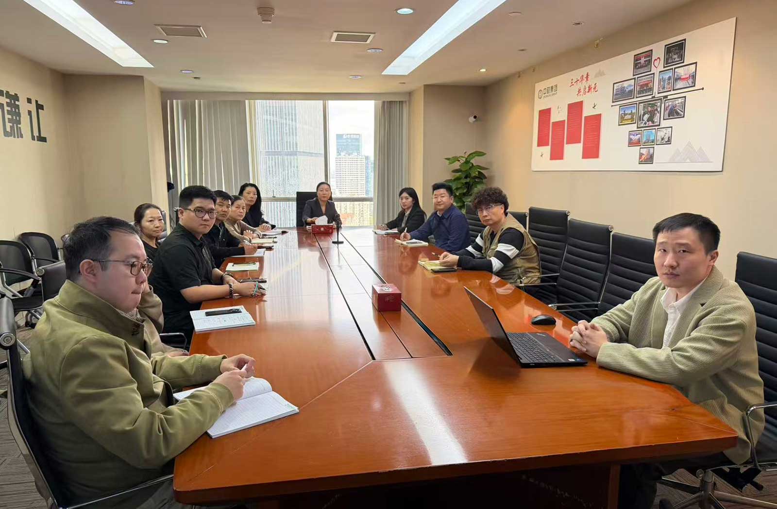 690b05201bc6b.jpg 690b05201bc6b.jpg