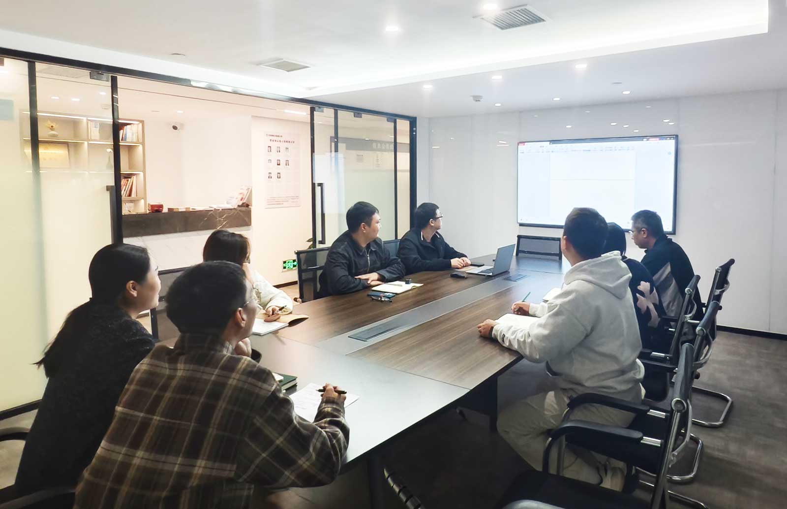 690b05a19b2a9.jpg 690b05a19b2a9.jpg