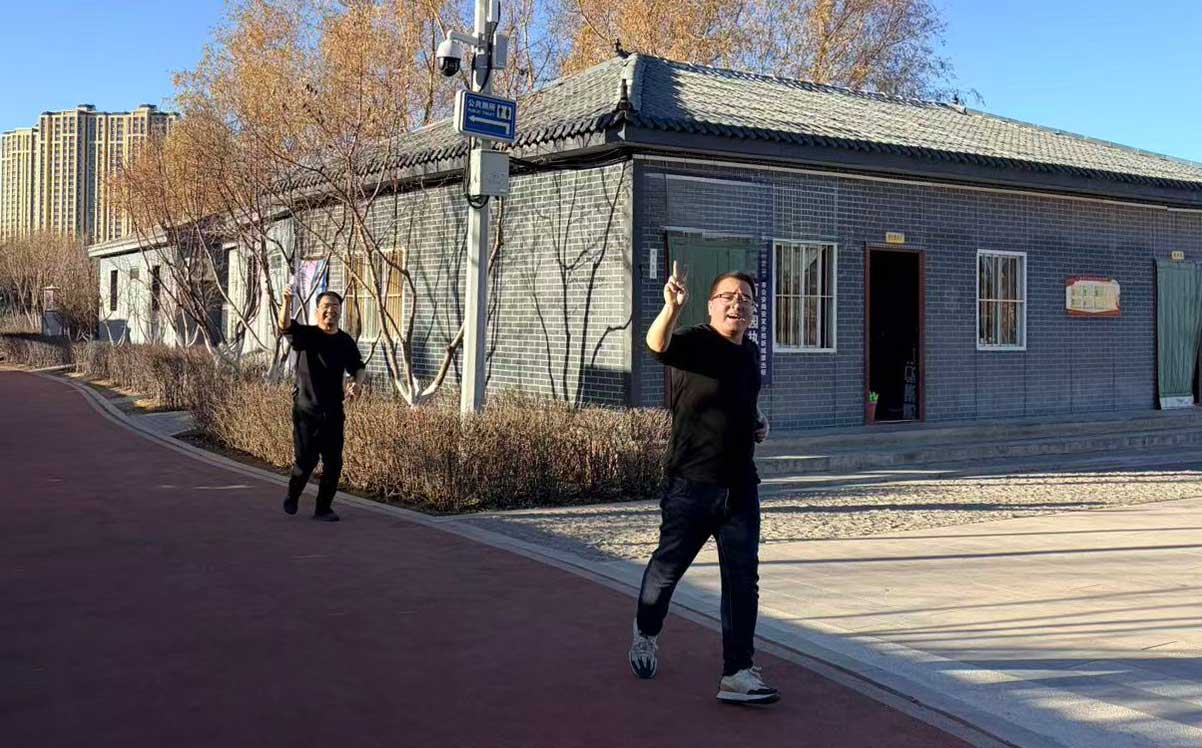 692934e185a17.jpg 692934e185a17.jpg