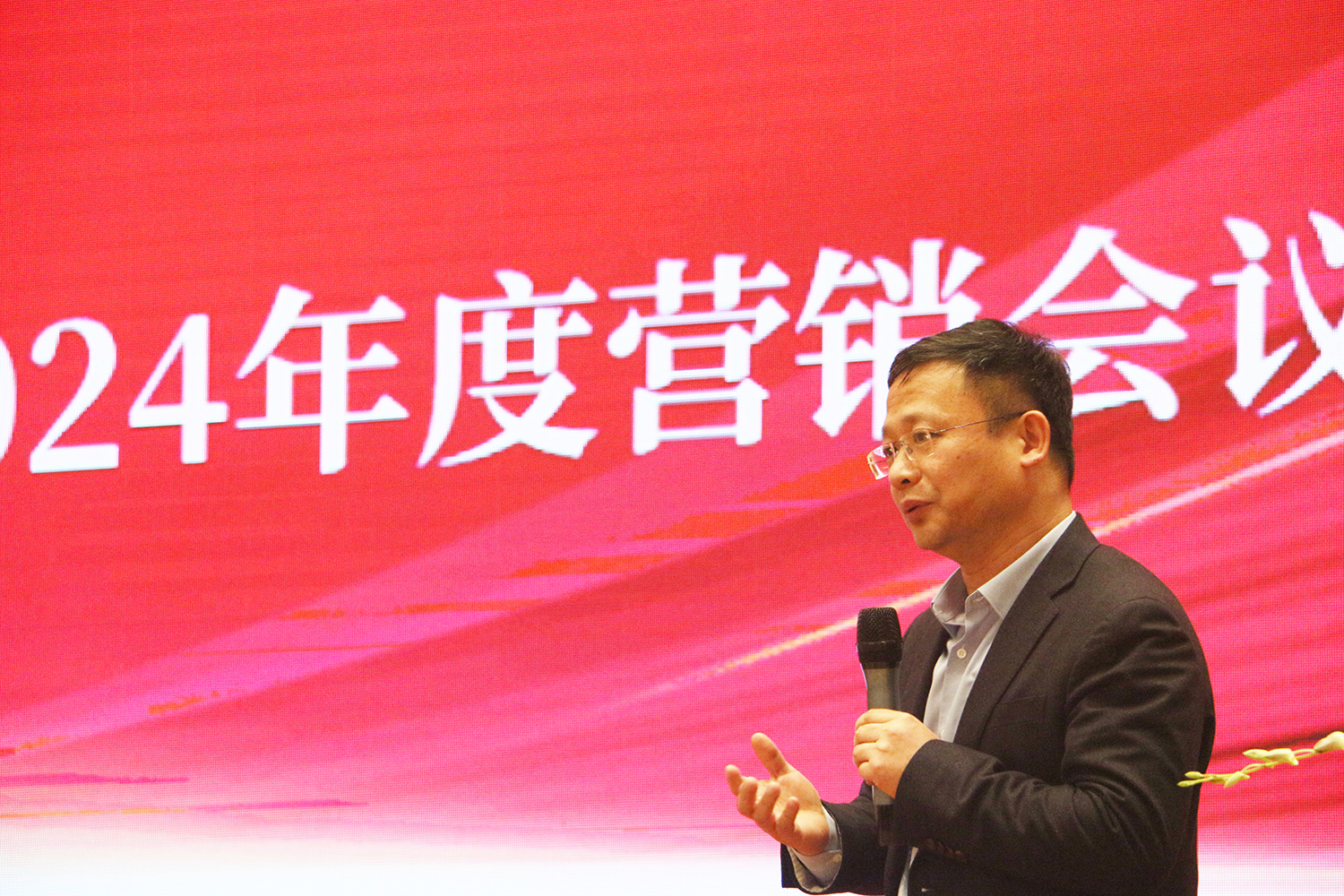 6598fa966b46c.jpg 6598fa966b46c.jpg