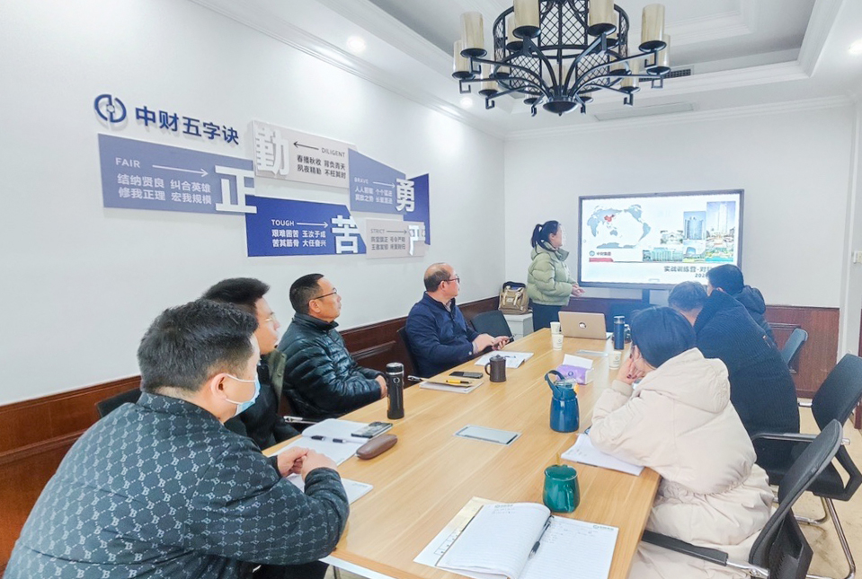 659ce362f0a40.jpg 炳炳.jpg