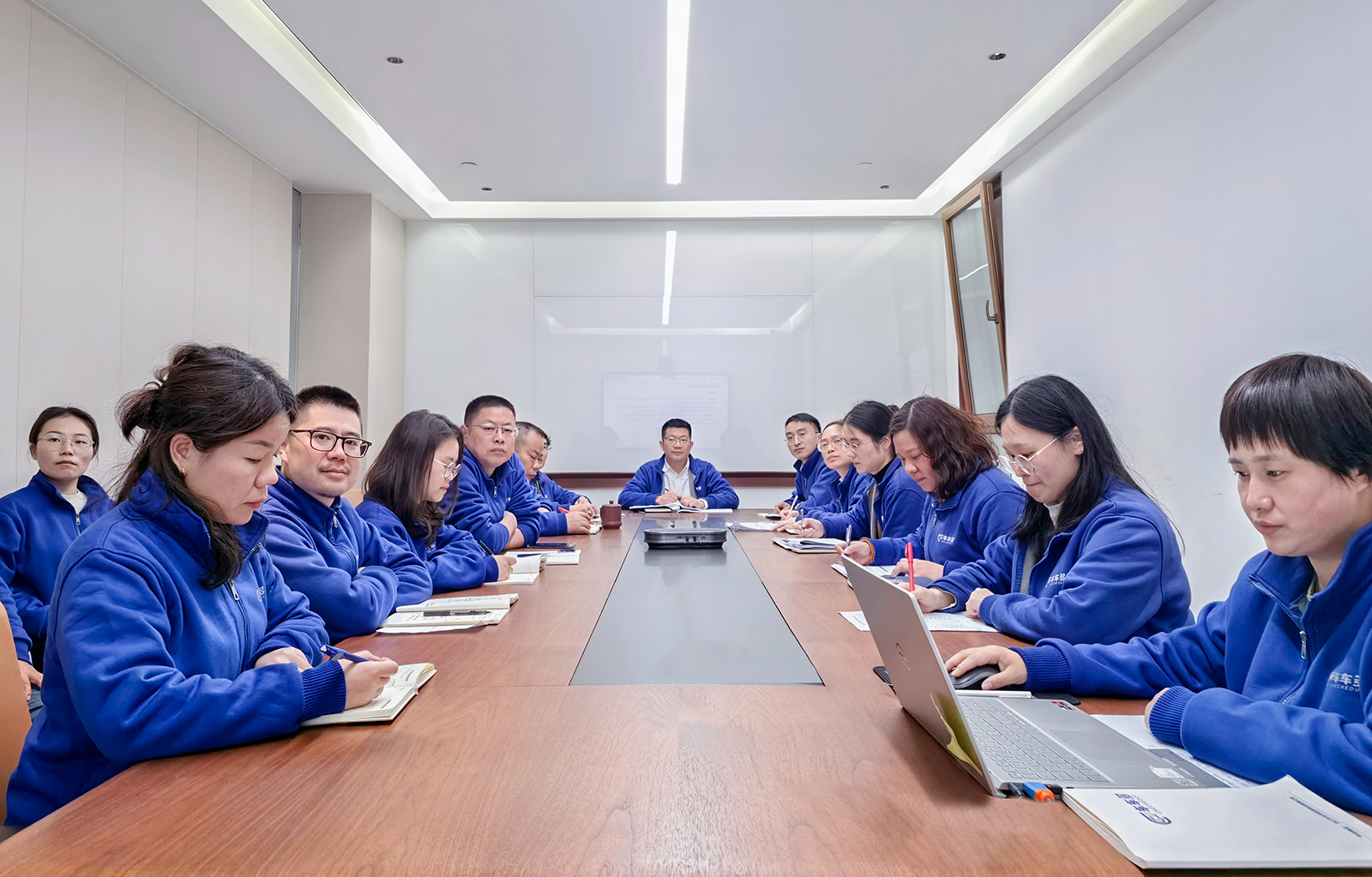 65f29606e4b7c.jpg 65f29606e4b7c.jpg