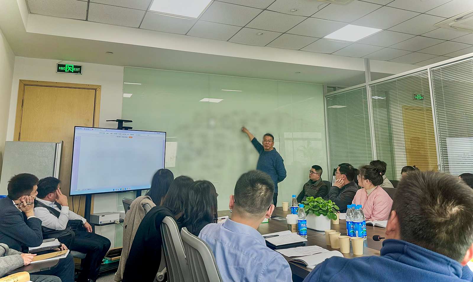 65fa40bf7393d.jpg 65fa40bf7393d.jpg