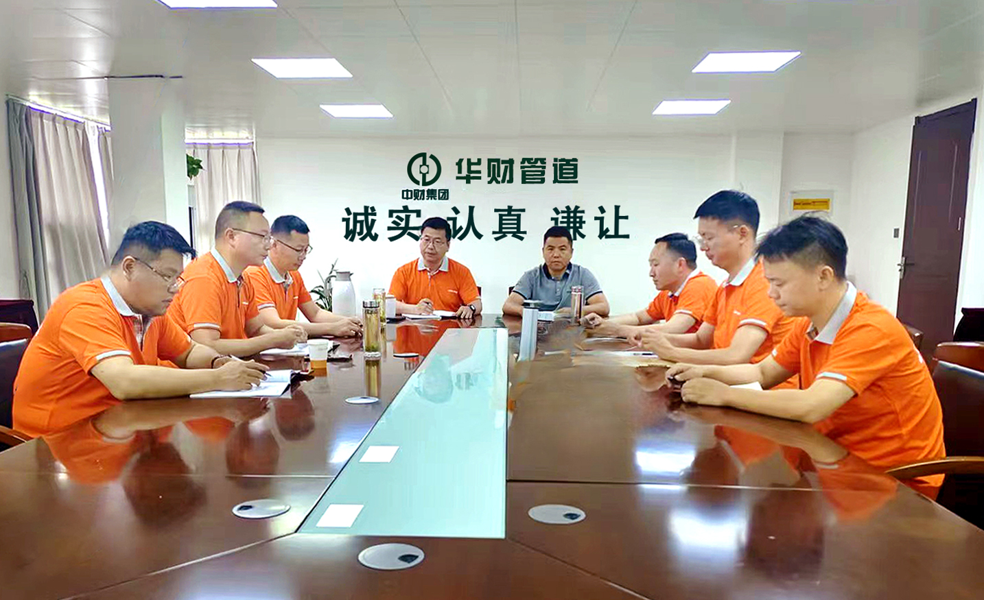 666110e39b1cb.jpg 666110e39b1cb.jpg