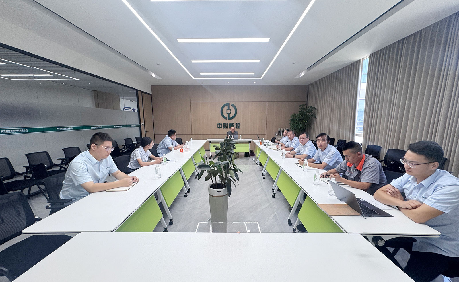 68c7aee479cf2.jpg 68c7aee479cf2.jpg