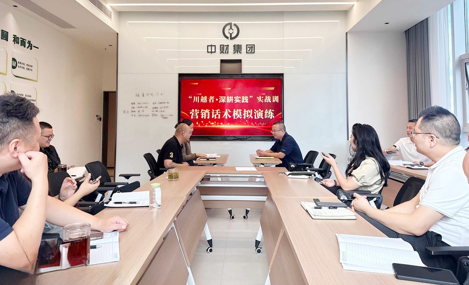 68d365db60e8f.jpg 68d365db60e8f.jpg