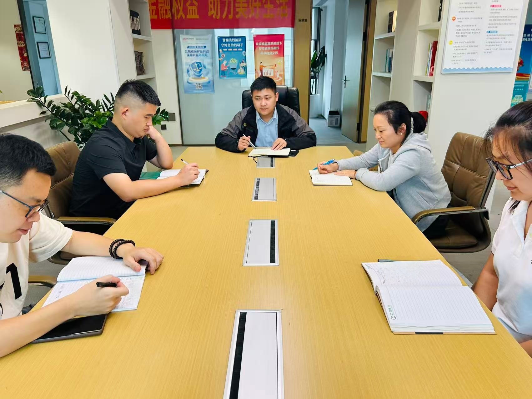 68db978e5eba1.jpg 68db978e5eba1.jpg