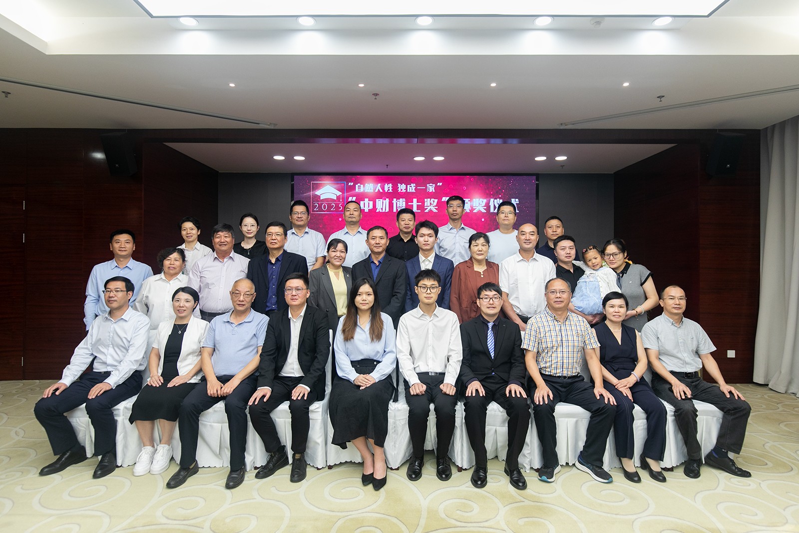 68e8c27a0e58f.jpg 68e8c27a0e58f.jpg