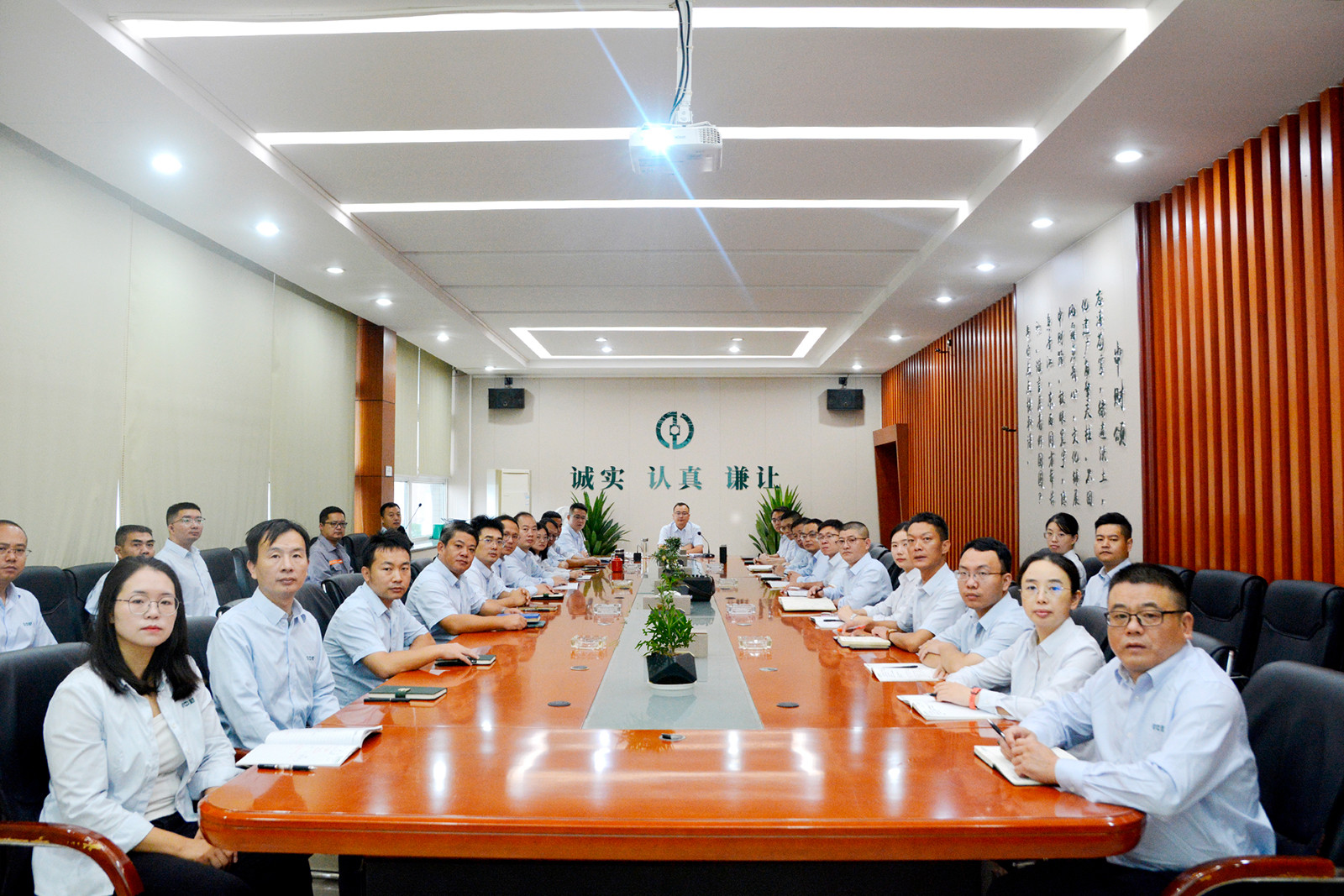 68edbbecc4bfb.jpg 68edbbecc4bfb.jpg