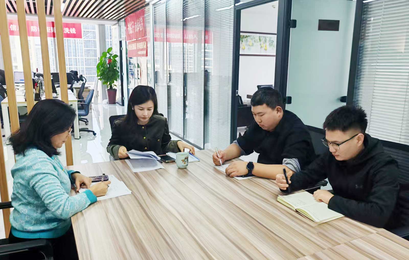 69044c86a514b.jpg 69044c86a514b.jpg